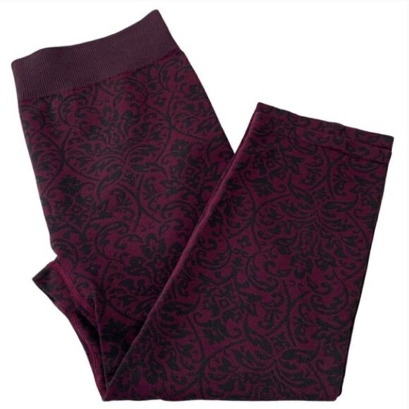 Fabletics Sebastian Seamless Burgundy Damask Tight Size Small - Picture 9 of 9